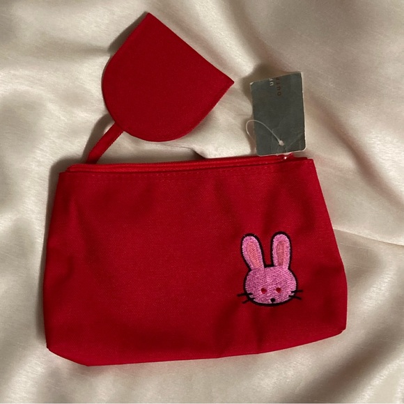 NWT Vintage Urban Outfitters cosmetics case with attached mirror. - Picture 6 of 10